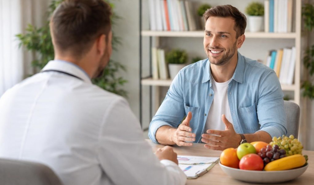 nutritionniste-client-bureau-fruits-livres